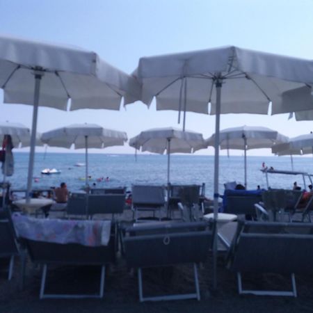 شقة Monolocale Vicino Al Mare فاراتسي المظهر الخارجي الصورة